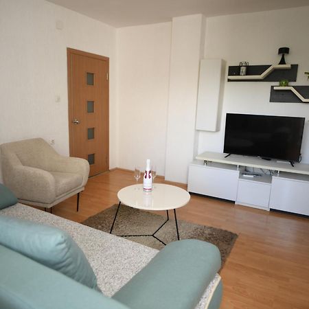 Cinema Vardar Apartment Skopje Exterior foto