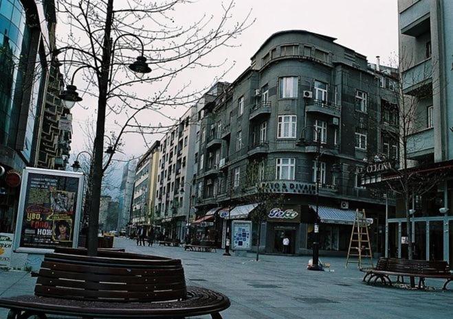 Cinema Vardar Apartment Skopje Exterior foto